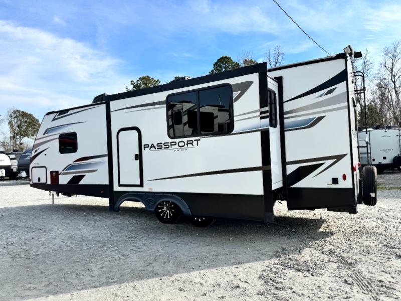2023 Keystone RV Passport GT 2704RK photo 3