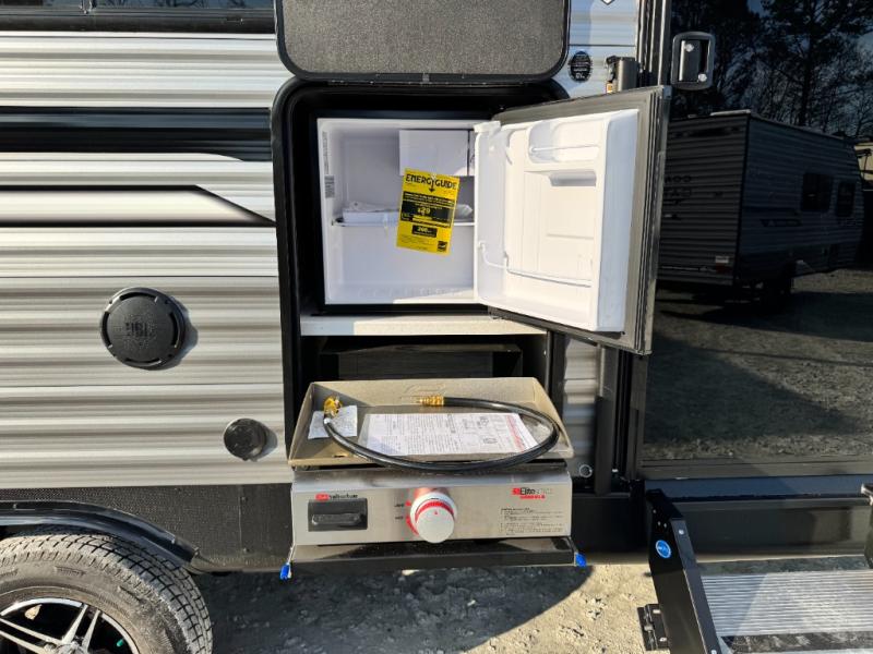 2026 Coachmen RV Catalina Legacy Edition 243RBS photo 7