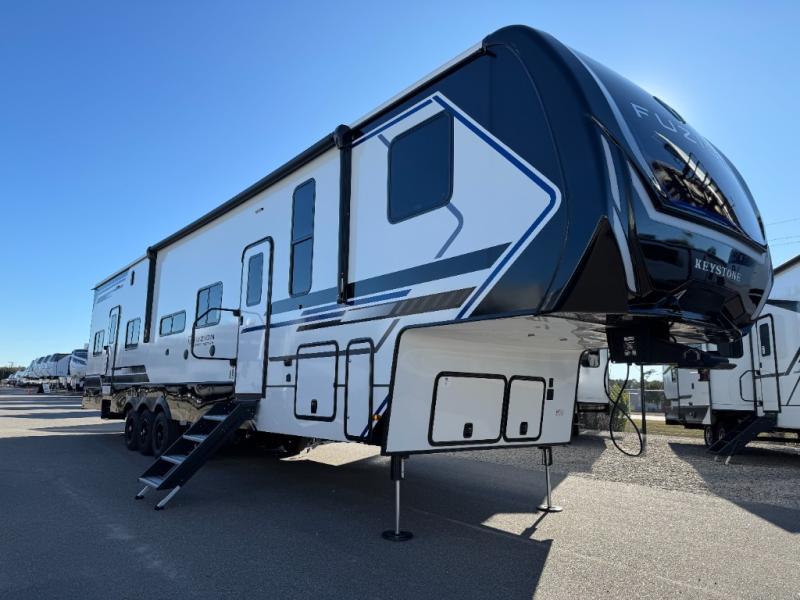 2026 Keystone RV Fuzion Impact Edition 416 Toy Hauler photo 3