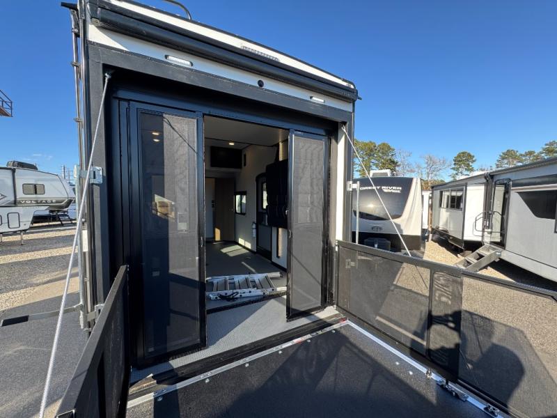 2026 Keystone RV Fuzion Impact Edition 416 Toy Hauler photo 9