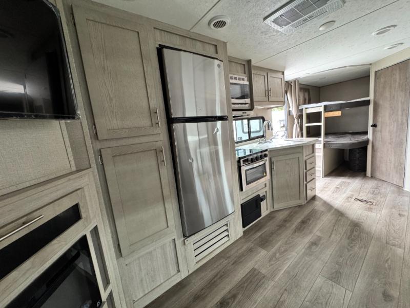 2022 Coachmen RV Catalina Legacy 263BHSCK photo 12