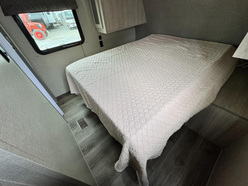 2022 Coachmen RV Catalina Legacy 263BHSCK photo 16