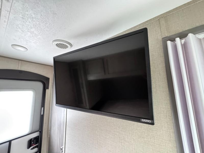 2022 Coachmen RV Catalina Legacy 263BHSCK photo 15