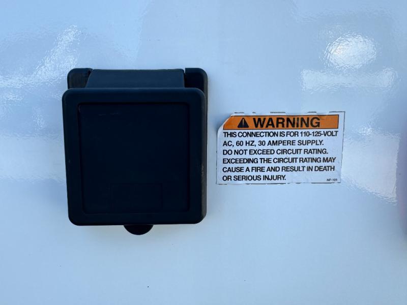 2022 Coachmen RV Freedom Express Ultra Lite 246RKS photo 36