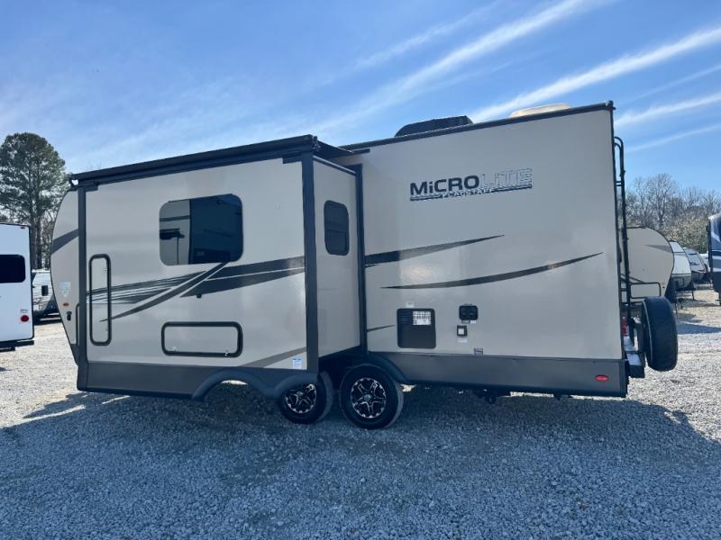 2022 Forest River RV Flagstaff Micro Lite 25BDS photo 3