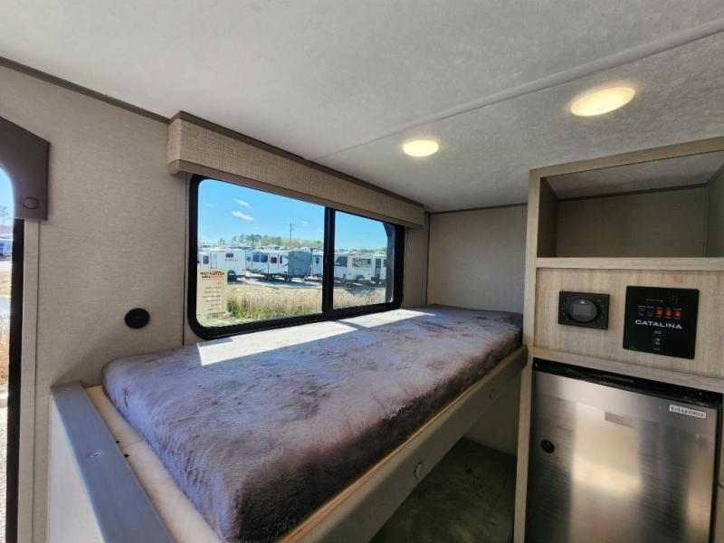 2025 Coachmen RV Catalina Summit Series 7 134BHX photo 8