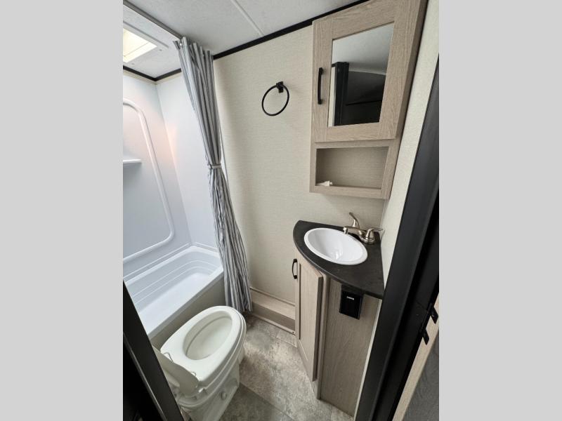 2022 Coachmen RV Apex Nano 208BHS photo 18