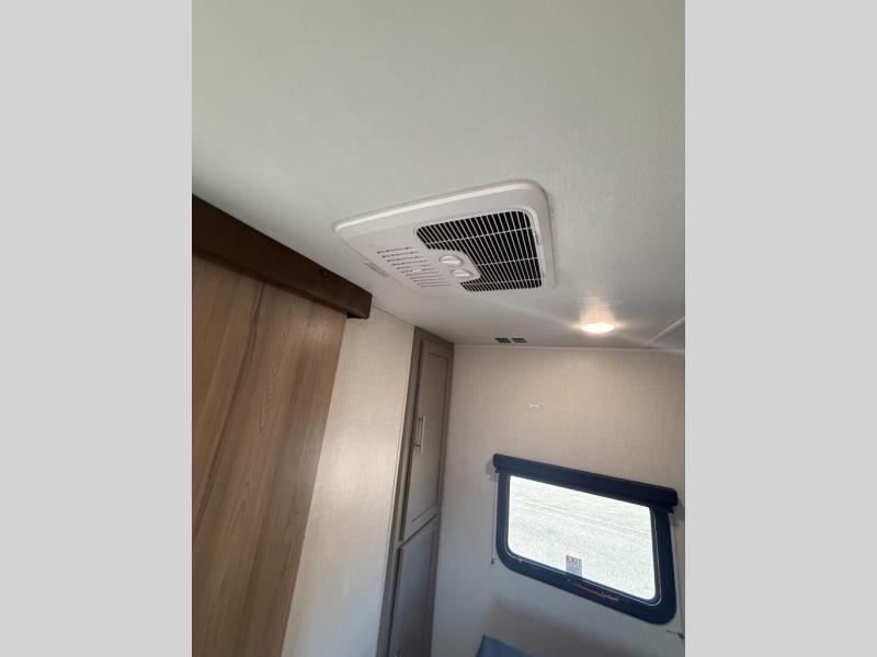 2026 Keystone RV Hideout Max 31SUNROOM photo 22