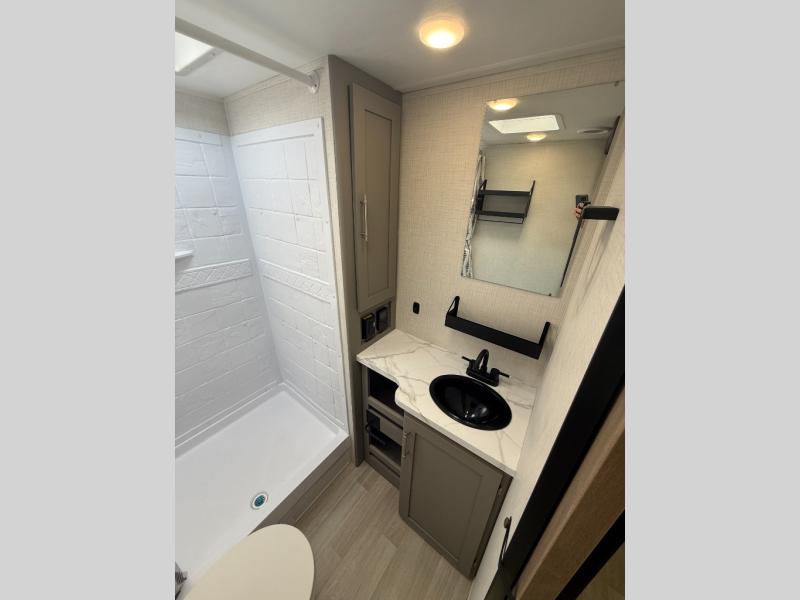2026 Keystone RV Hideout Max 31SUNROOM photo 19