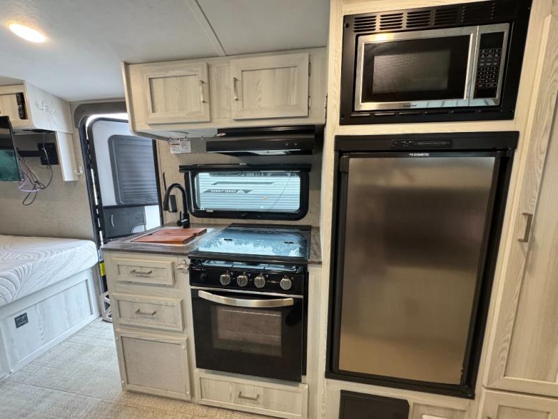 2021 Forest River RV Flagstaff E-Pro E20BHS photo 11