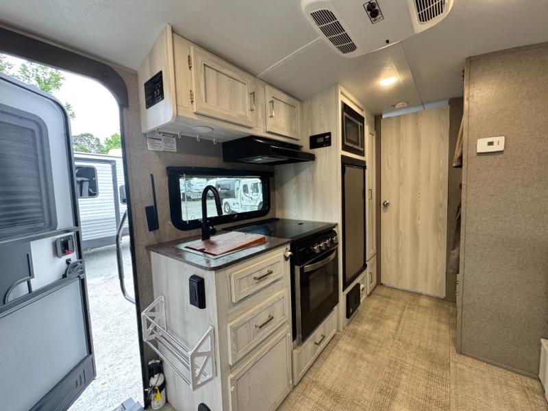 2021 Forest River RV Flagstaff E-Pro E20BHS photo 10