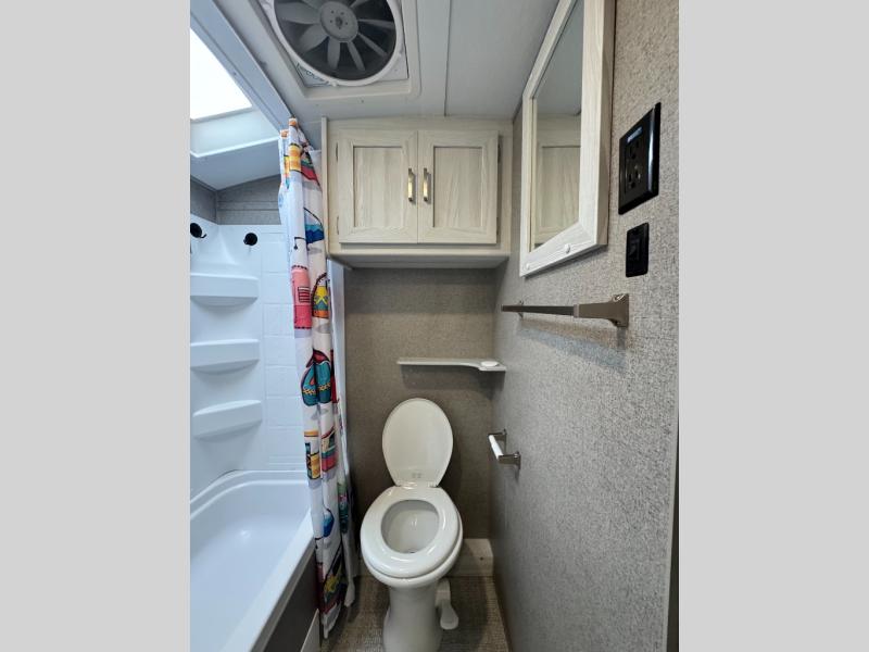 2021 Forest River RV Flagstaff E-Pro E20BHS photo 24