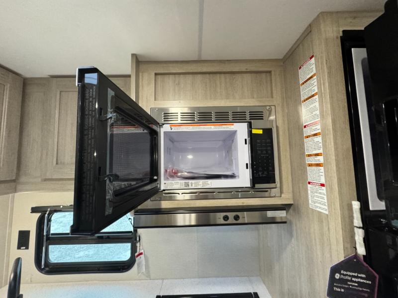 2026 Coachmen RV Catalina Summit Series 8 281QBUNK photo 22