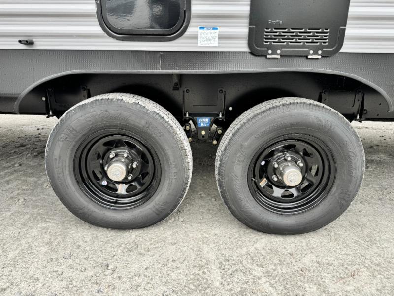 2026 Coachmen RV Catalina Summit Series 8 281QBUNK photo 9