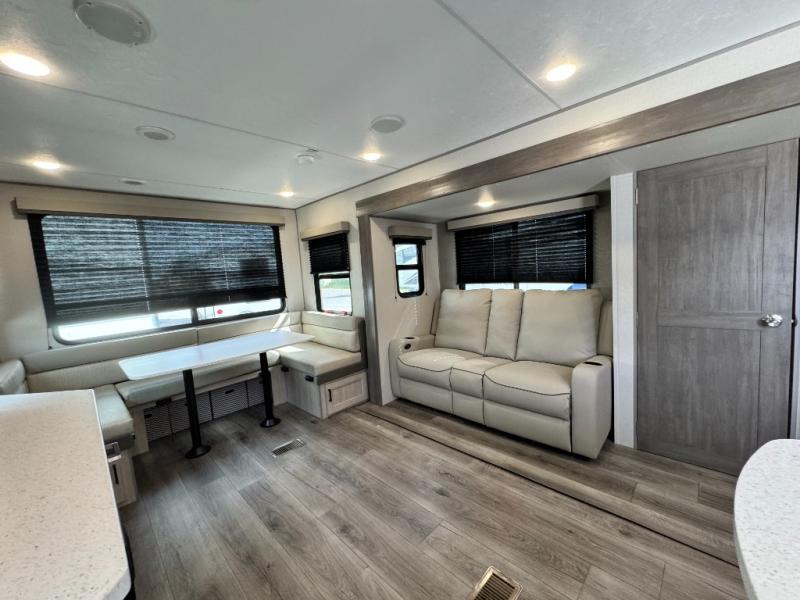 2026 Coachmen RV Catalina Legacy Edition 283RNR photo 14