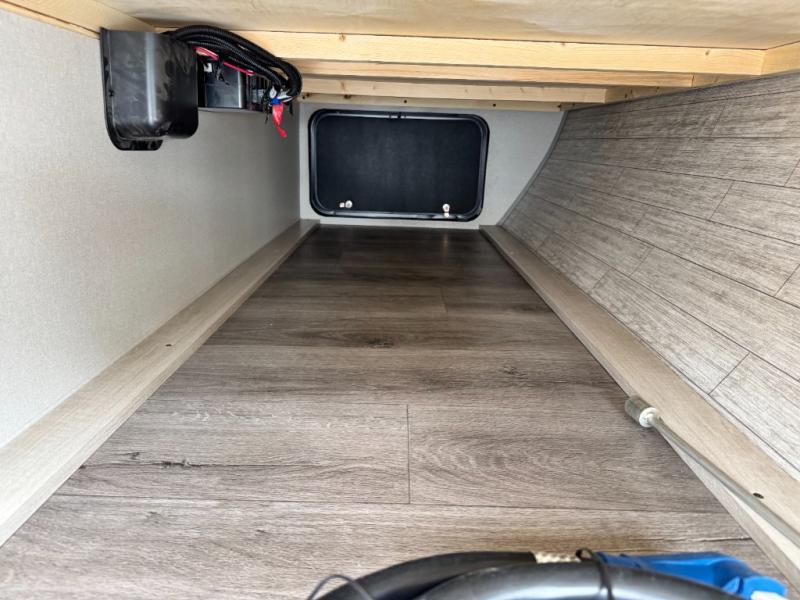2026 Coachmen RV Catalina Legacy Edition 283RNR photo 10