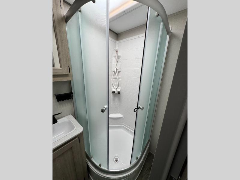 2026 Coachmen RV Catalina Legacy Edition 343BHTS photo 50