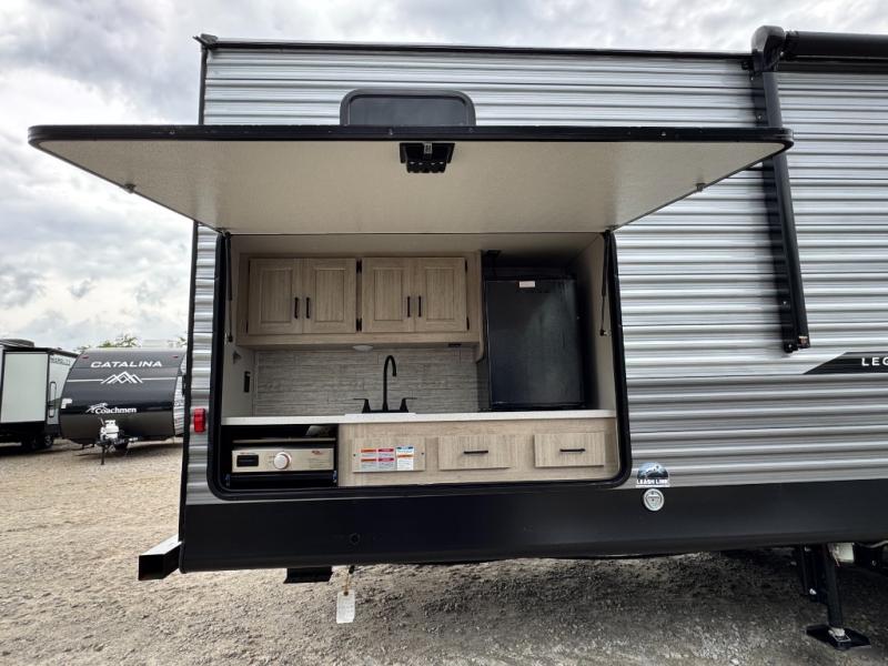 2026 Coachmen RV Catalina Legacy Edition 343BHTS photo 7