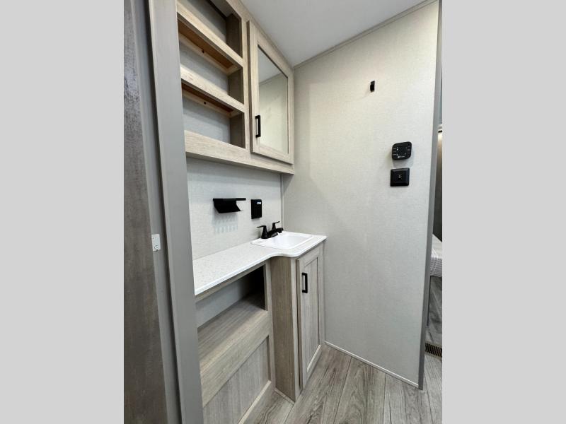2026 Coachmen RV Catalina Legacy Edition 333DORM photo 42