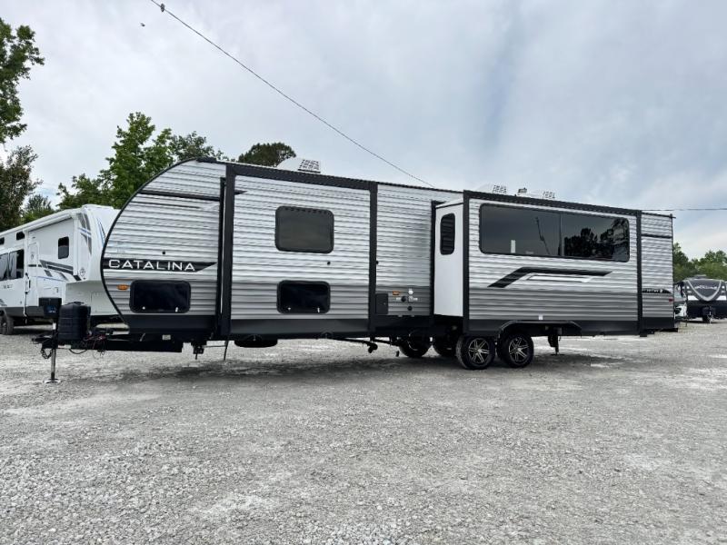 2026 Coachmen RV Catalina Legacy Edition 333DORM photo 3