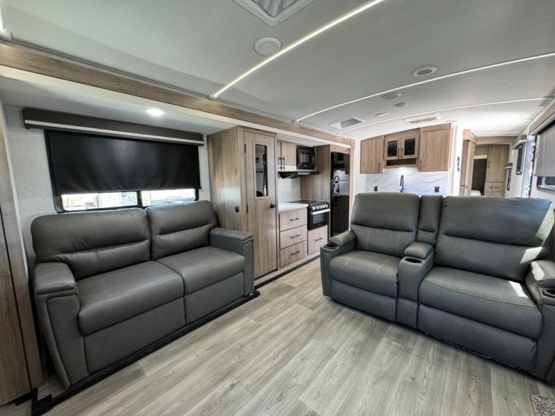 2024 Grand Design Imagine 3100RD photo 15