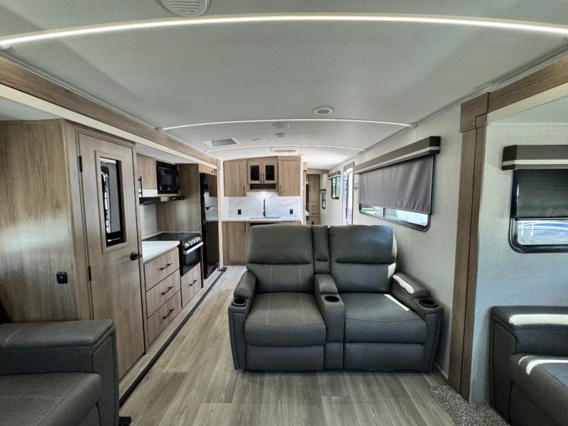 2024 Grand Design Imagine 3100RD photo 16
