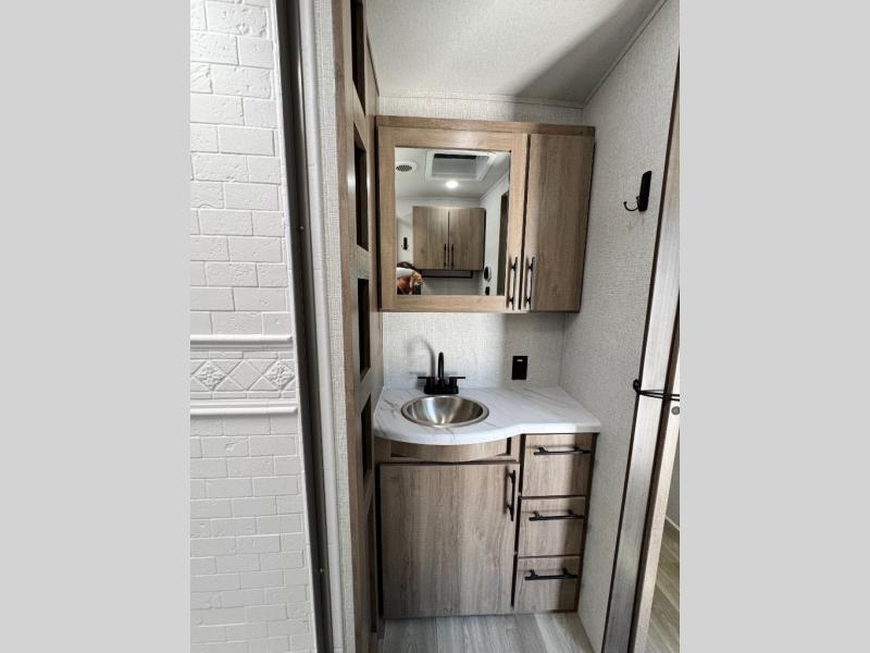 2024 Grand Design Imagine 3100RD photo 27