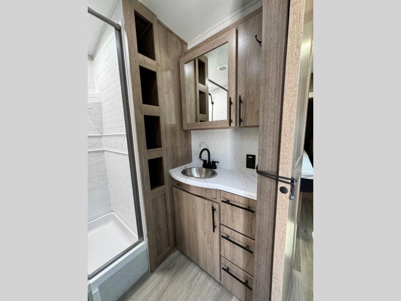 2024 Grand Design Imagine 3100RD photo 25