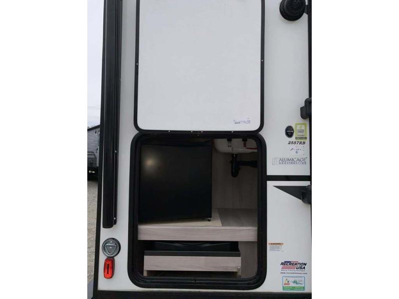 2021 Coachmen RV Spirit Ultra Lite 2557RB photo 6