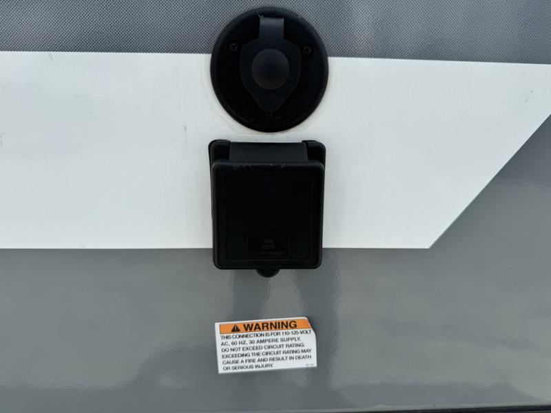 2022 Coachmen RV Apex 17TH Toy Hauler photo 11