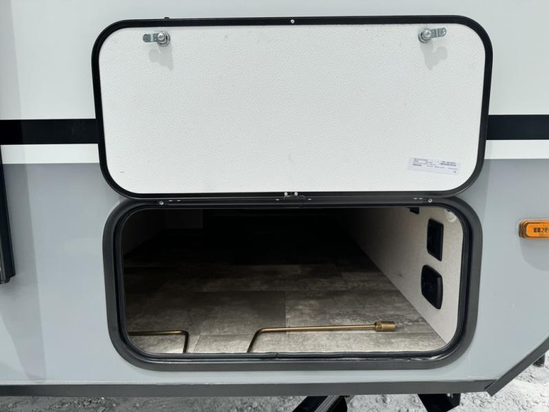 2022 Coachmen RV Apex 17TH Toy Hauler photo 15