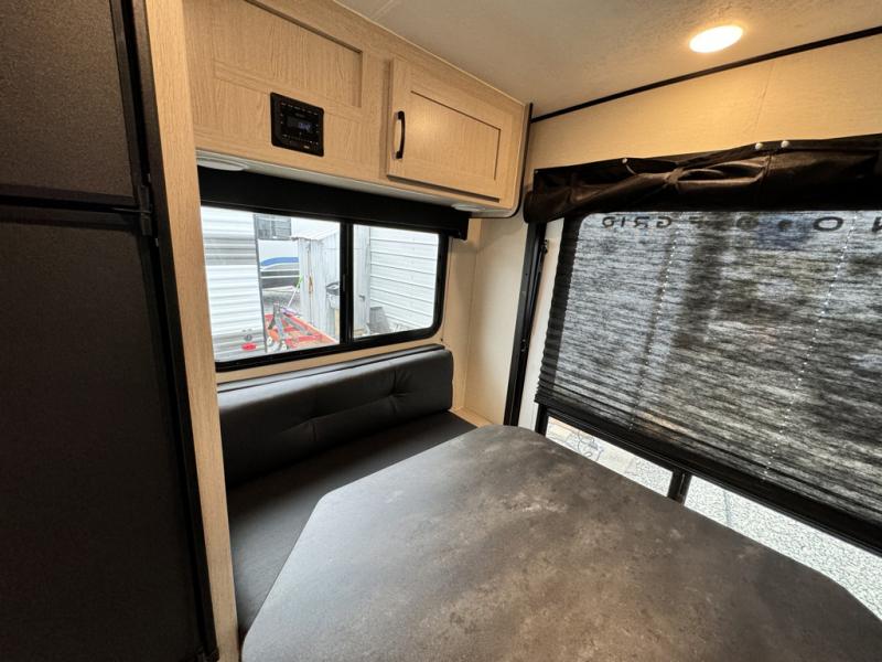 2022 Coachmen RV Apex 17TH Toy Hauler photo 23