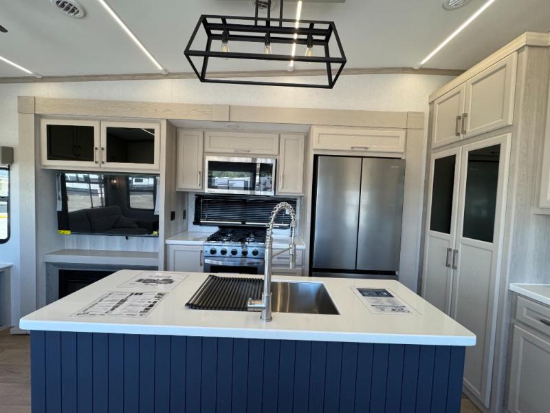 2026 Forest River RV Columbus 383RLH photo 22