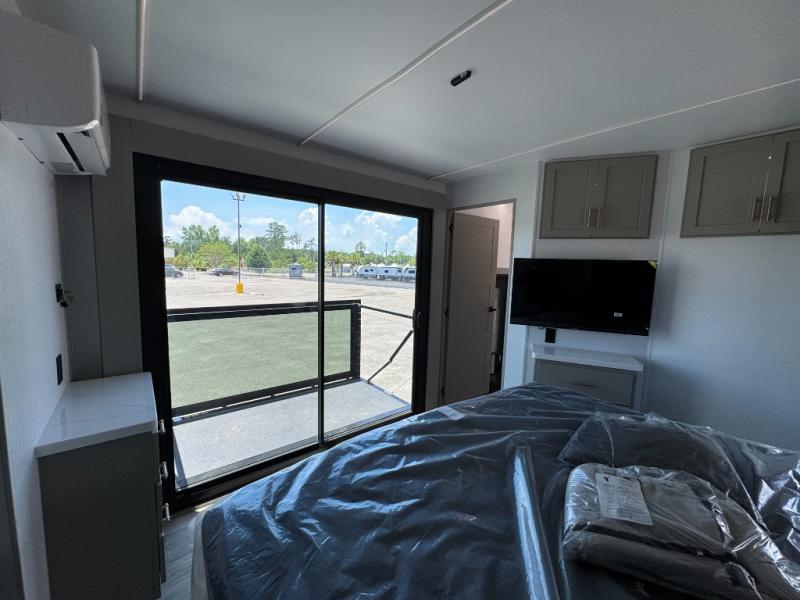 2026 Axiom RV Imperium I3800 photo 32