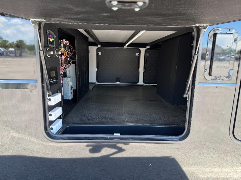 2026 Axiom RV Imperium I3800 photo 9