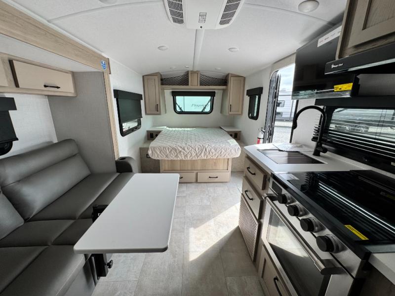 2025 Forest River RV Flagstaff E-Pro E20FBS photo 18