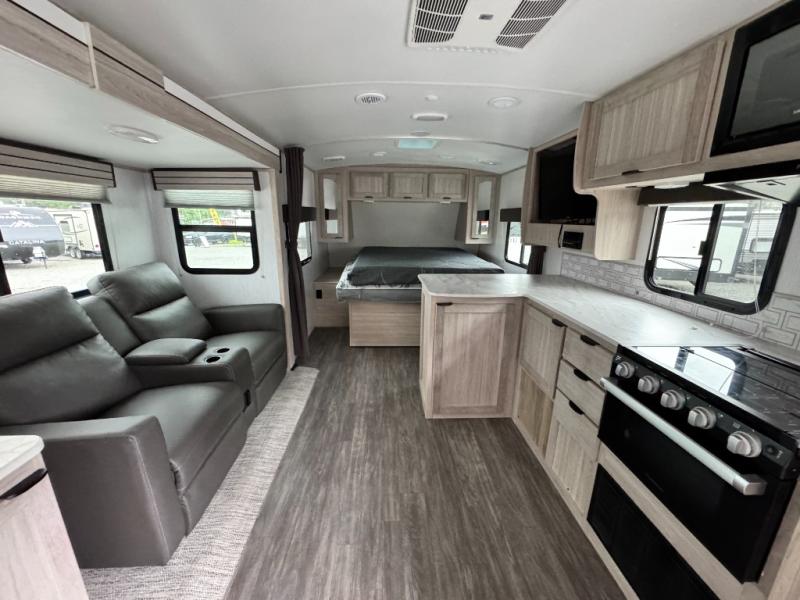 2022 Cruiser Shadow Cruiser 225RBS photo 12