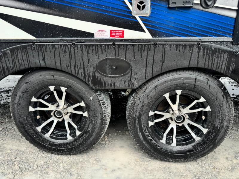 2022 Cruiser Shadow Cruiser 225RBS photo 35