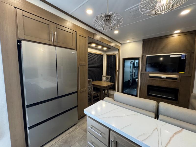 2026 Keystone RV Fuzion 442 Toy Hauler photo 11
