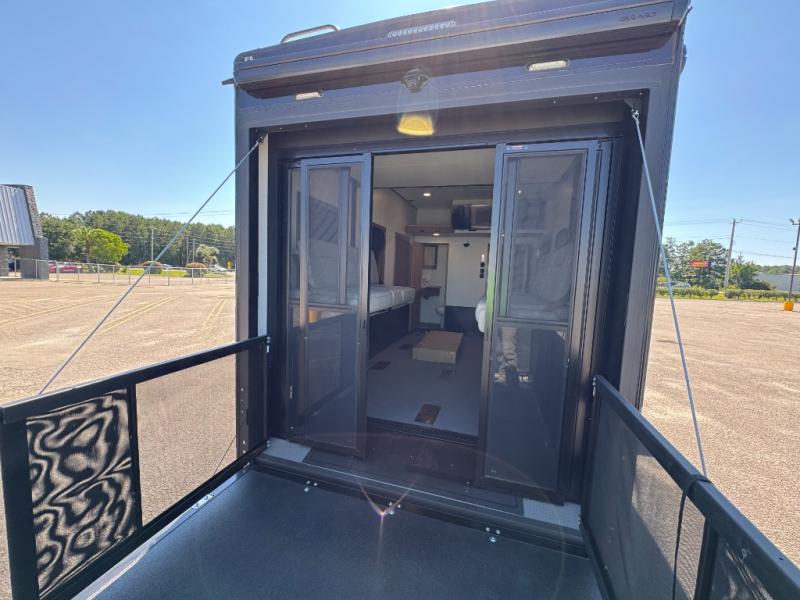 2026 Keystone RV Fuzion 419 Toy Hauler photo 25