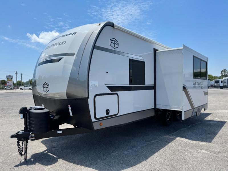 2026 Forest River RV Wildwood Heritage Glen Hyper-Lyte 22RBHL photo 4