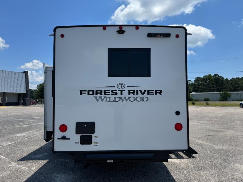 2026 Forest River RV Wildwood Heritage Glen Hyper-Lyte 22RBHL photo 6