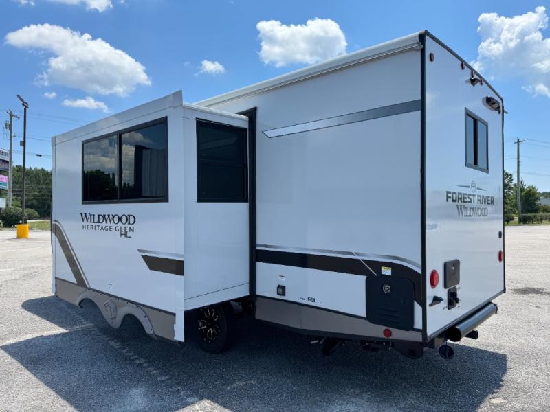 2026 Forest River RV Wildwood Heritage Glen Hyper-Lyte 22RBHL photo 5