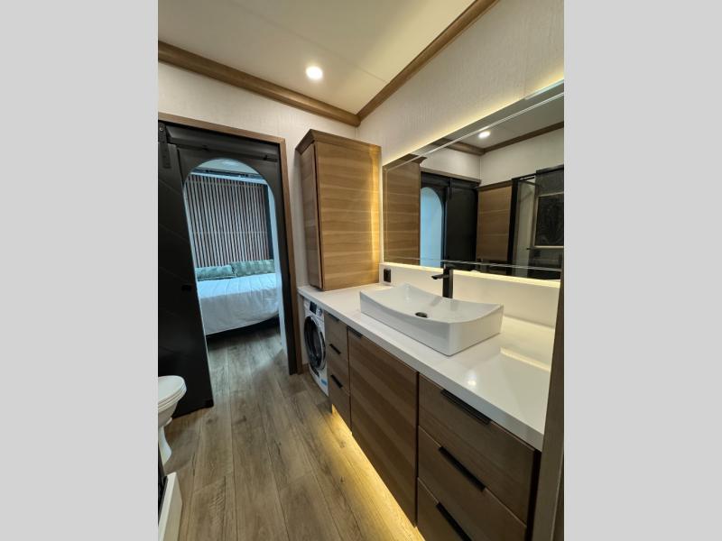 2026 Forest River RV Lost Pines SEQUOIA photo 19