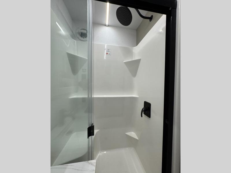 2026 Axiom RV Imperium I2900 photo 30