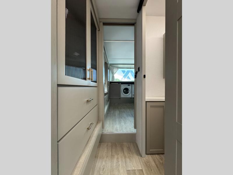 2026 Axiom RV Imperium I2900 photo 36