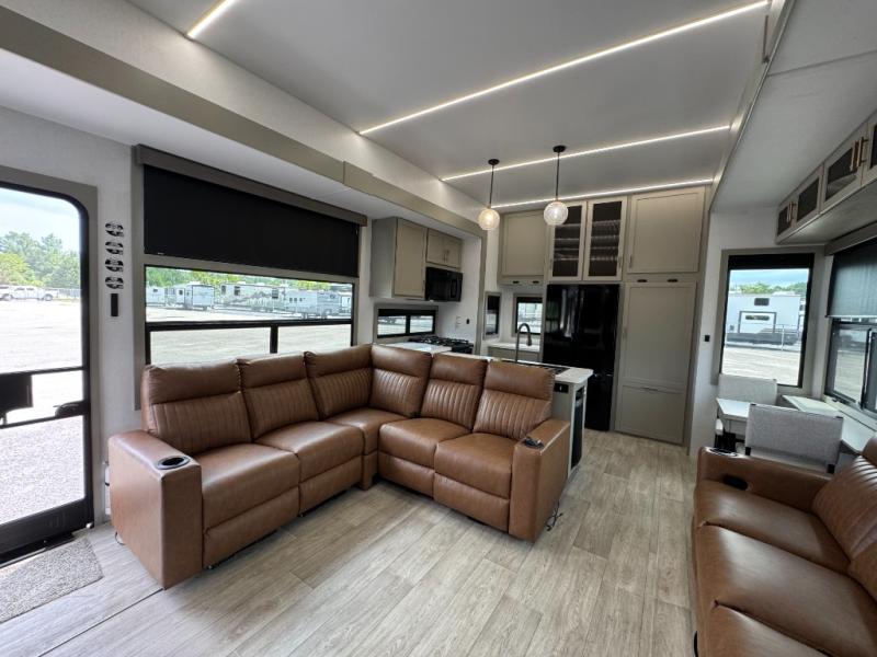 2026 Axiom RV Imperium I2900 photo 18