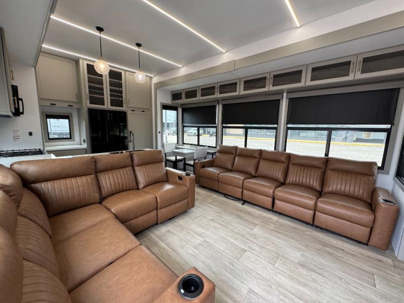 2026 Axiom RV Imperium I2900 photo 17