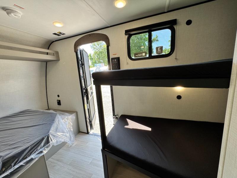 2026 Keystone RV Hideout Mini 123BB photo 10