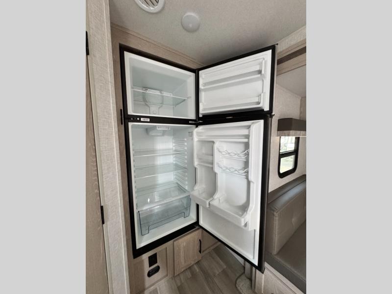 2023 Forest River RV Flagstaff Micro Lite 21DS photo 17